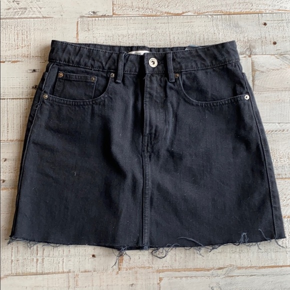 Zara Dresses & Skirts - Zara denim skirt